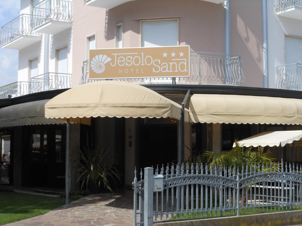Hotel Jesolo Sand Exterior foto